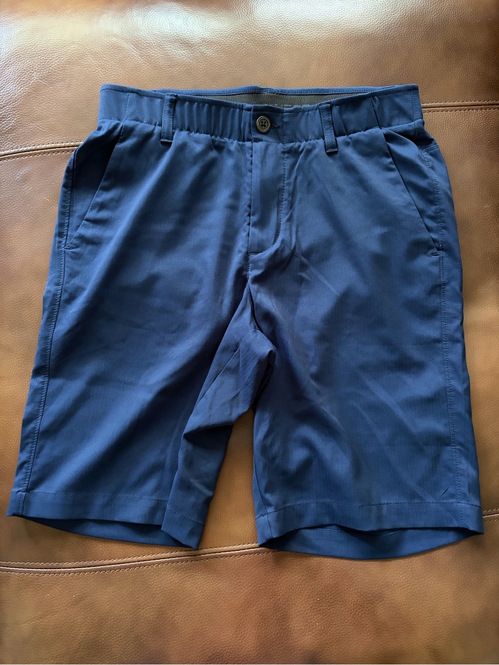 UNDER ARMOUR Golf Shorts HEATGEAR  Navy Athletic Stretch Flat 10" Rise Mens 30